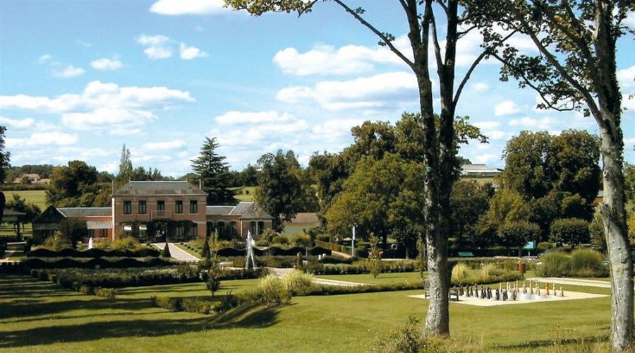 Terres De France - Appart'Hotel La Roche-Posay Ngoại thất bức ảnh