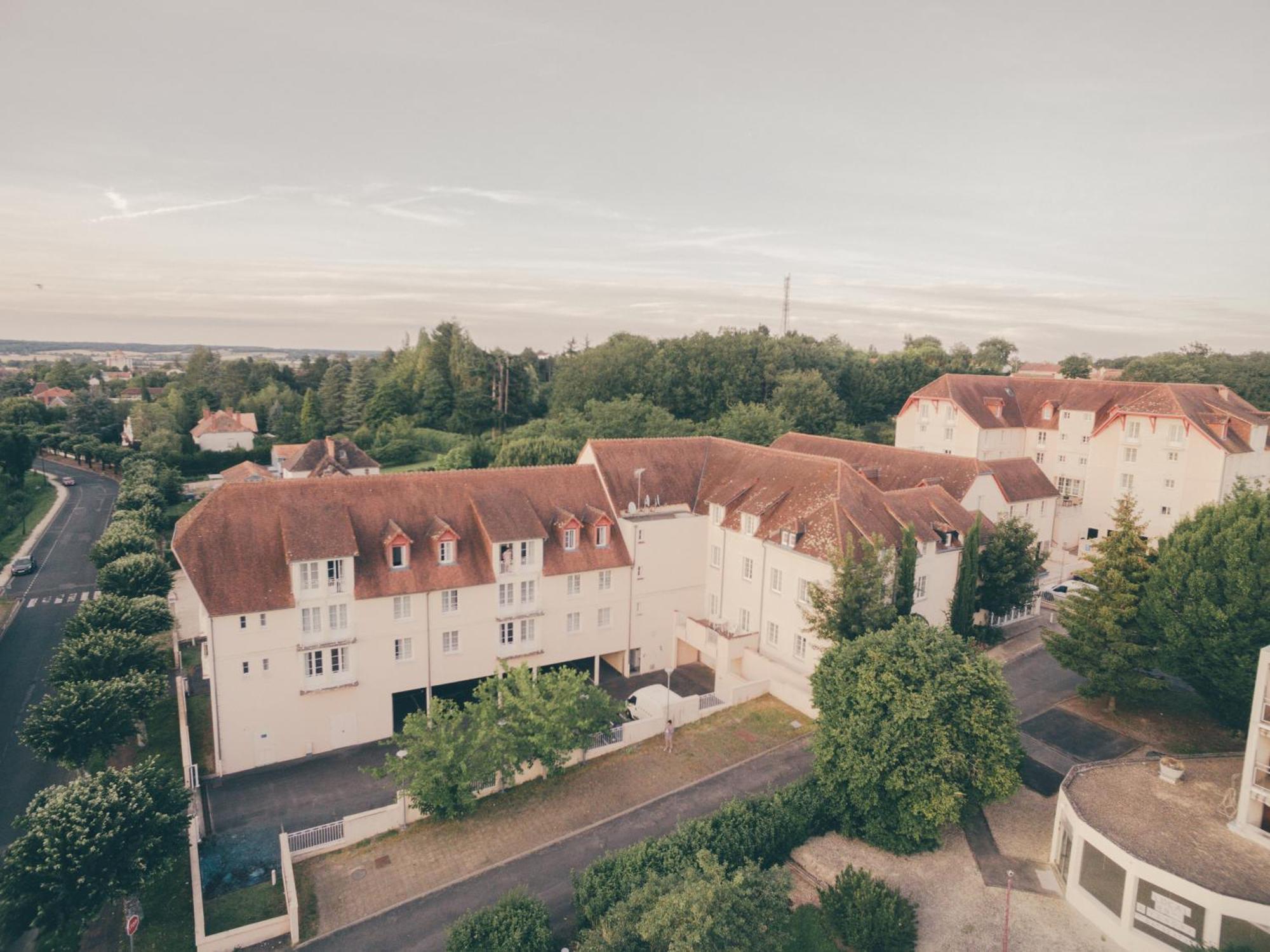 Terres De France - Appart'Hotel La Roche-Posay Ngoại thất bức ảnh