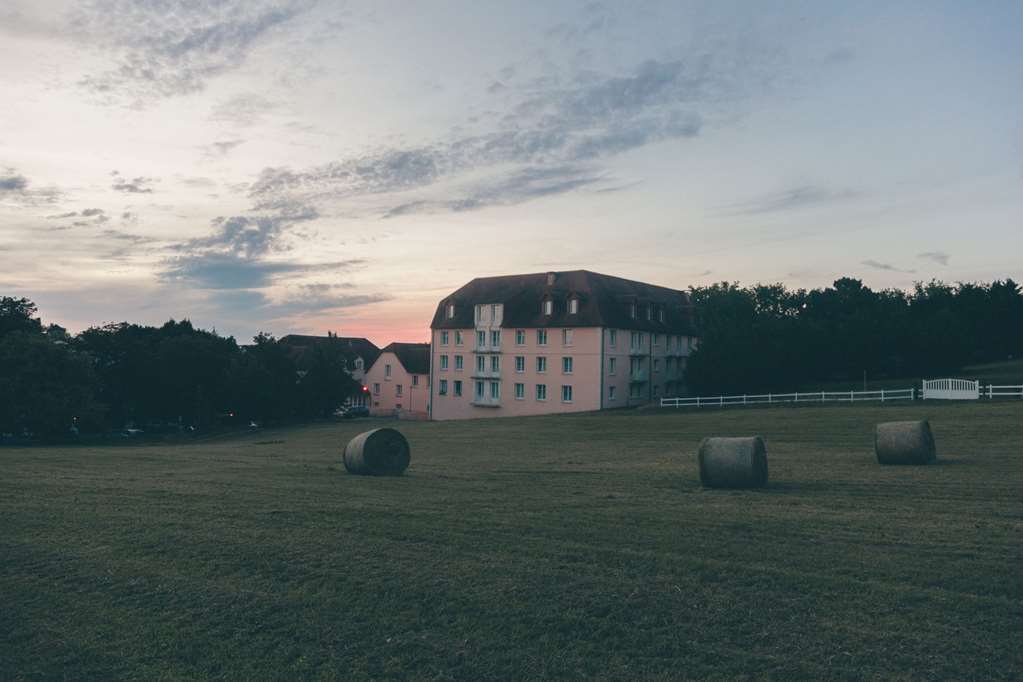 Terres De France - Appart'Hotel La Roche-Posay Ngoại thất bức ảnh